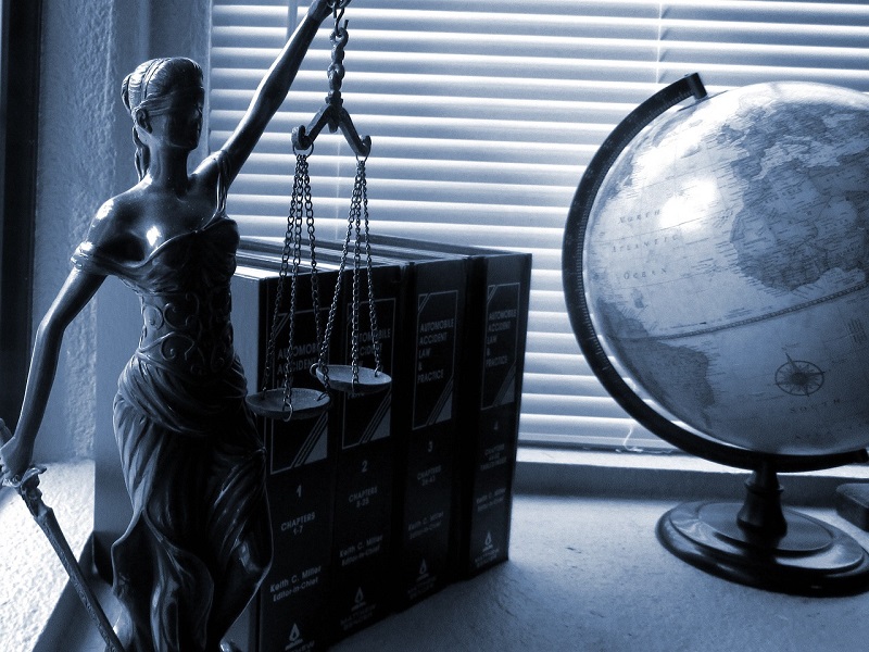 conveyancing lawyer